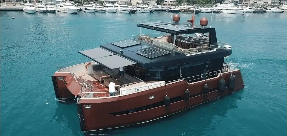 private istanbul yacht for 20 people